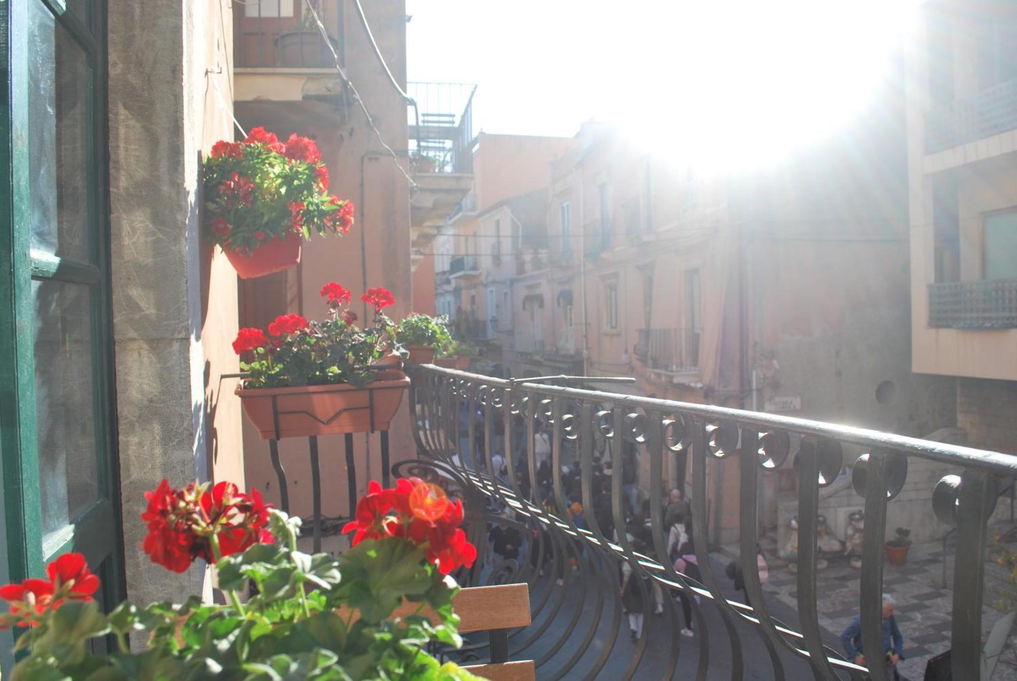 Casa Vacanze Taorminacentre Guest House Экстерьер фото